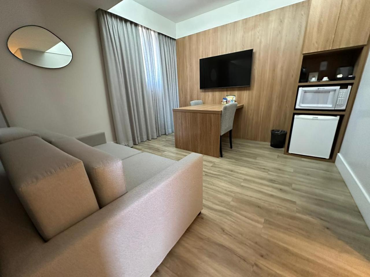 Отель H2 Platinum Lourdes Белу-Оризонти Экстерьер фото